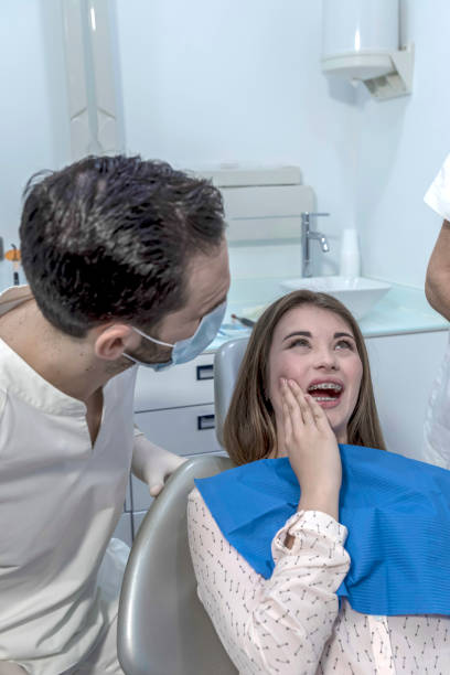 Best Emergency Broken Tooth Repair in Corsicana, TX